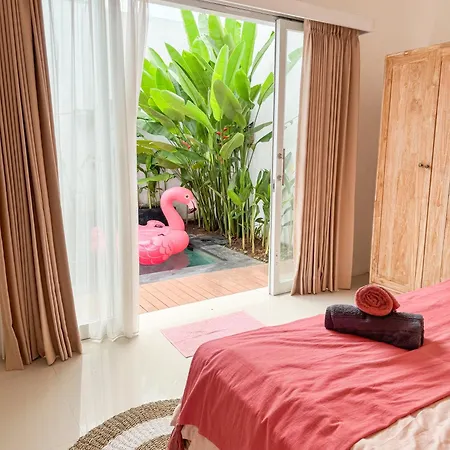 Casa De Three Seminyak Beach